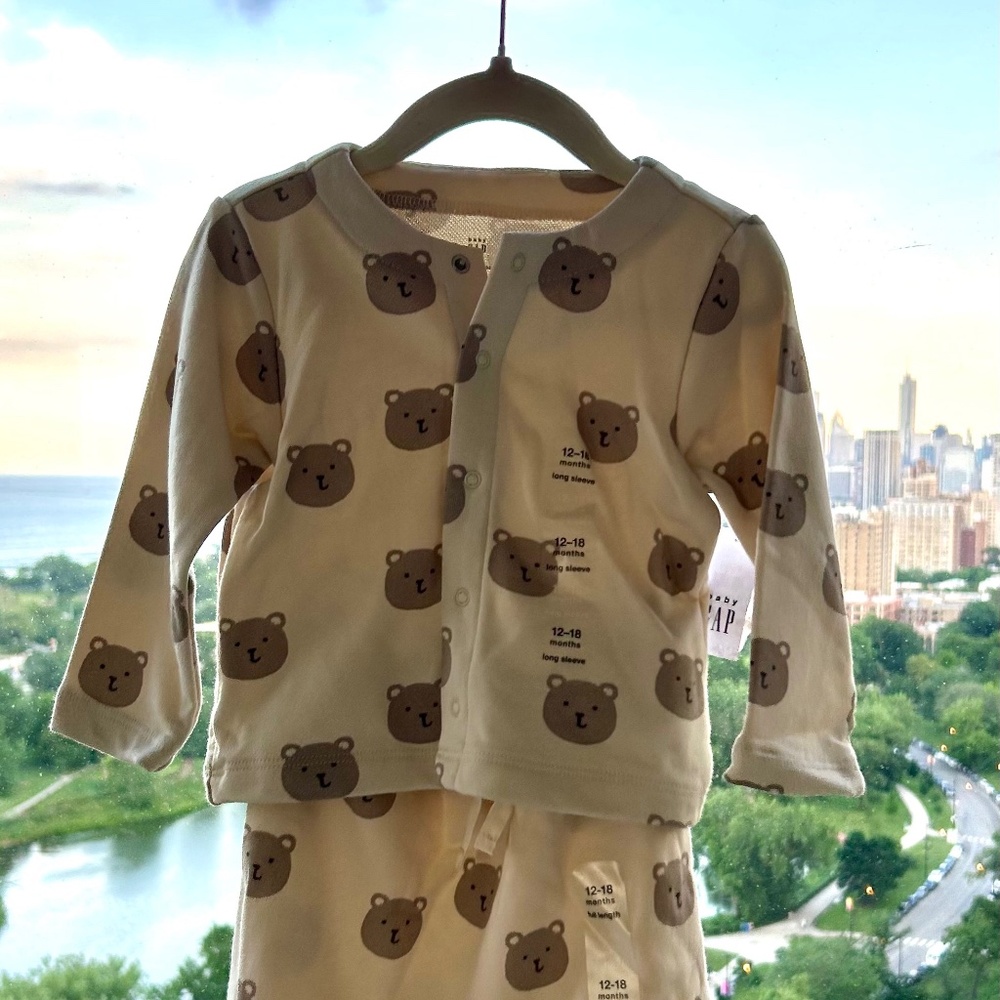 NWT Baby Gap Teddy Bear Matching Set 12–18M | Cream & Taupe Sweatshirt Outfit